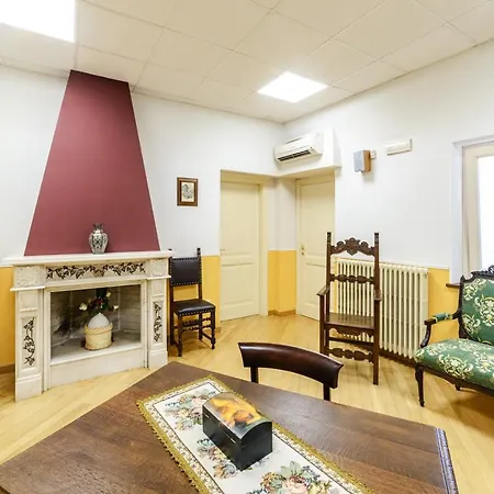 Nel Vicolo Luxury Bed and Breakfast *