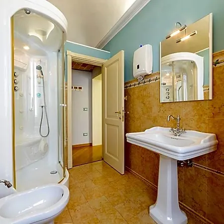 Nel Vicolo Luxury 3*