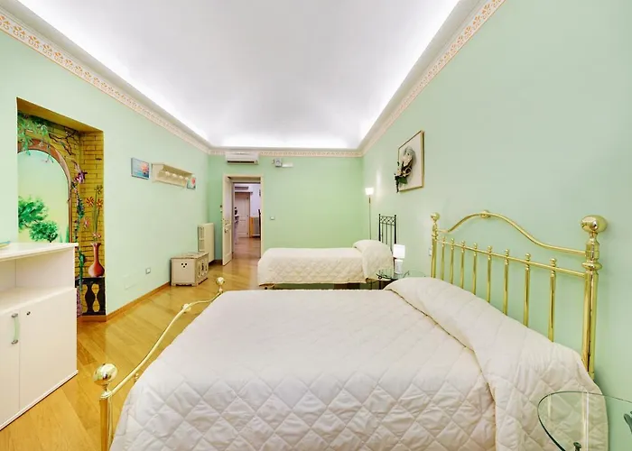 Nel Vicolo Luxury Bed and breakfast 3*