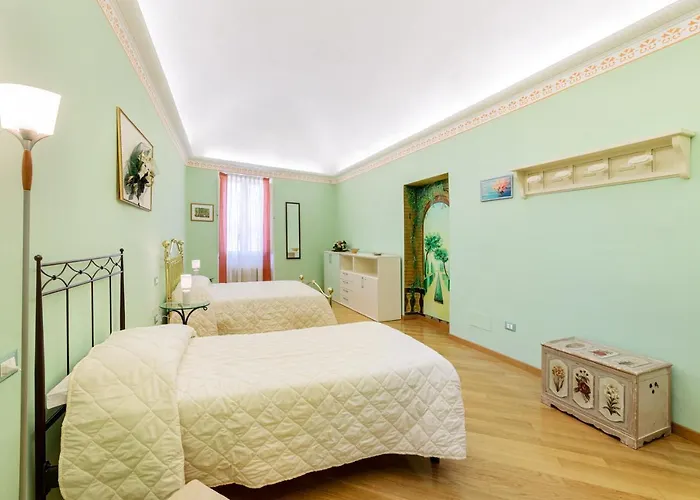 Nel Vicolo Luxury Bed and breakfast 3*